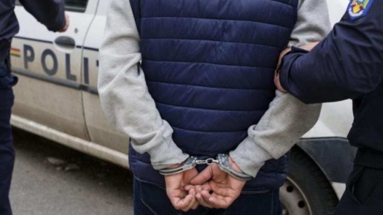 CONSTANȚA. Percheziții într-un dosar de trafic de minori și proxenetism: două persoane au fost reținute